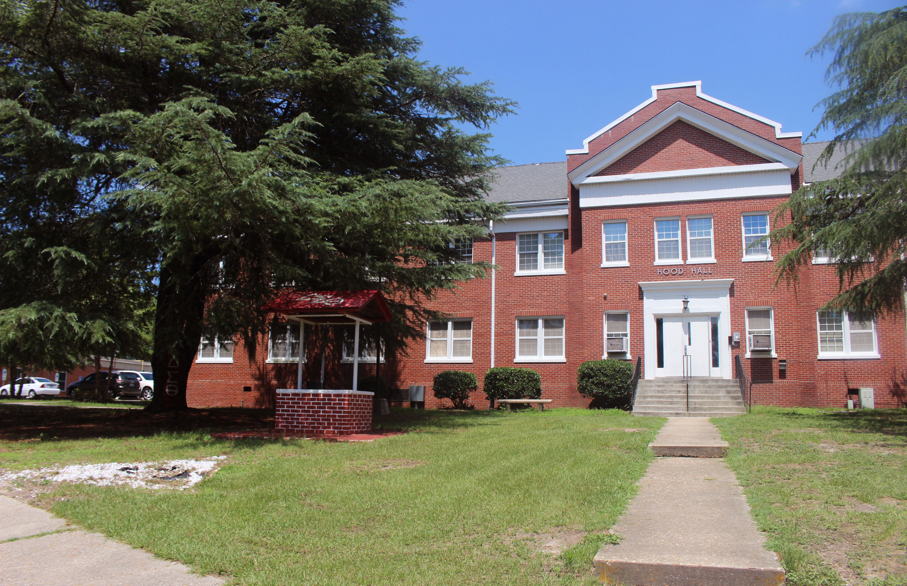 Hood Hall at Fayetteville State University